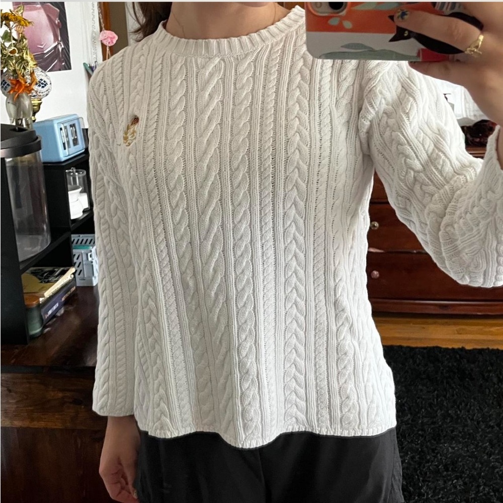 Vintage white crewneck sweater